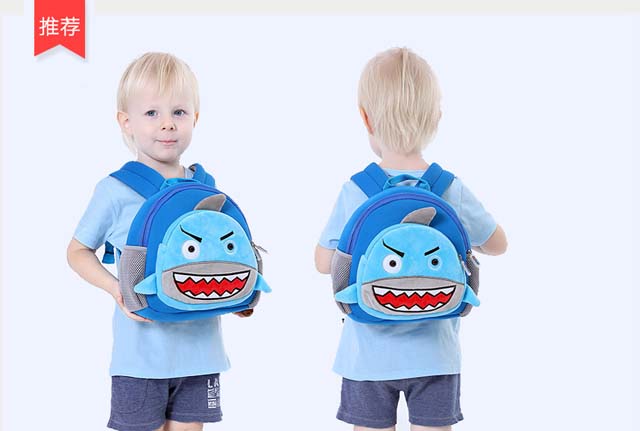 CHILDREN'S BACKPACK MADE OF NEOPRENE HAVE MANY UNIQUE FEATURE